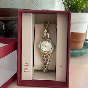 Women’s Watch- gold and silver